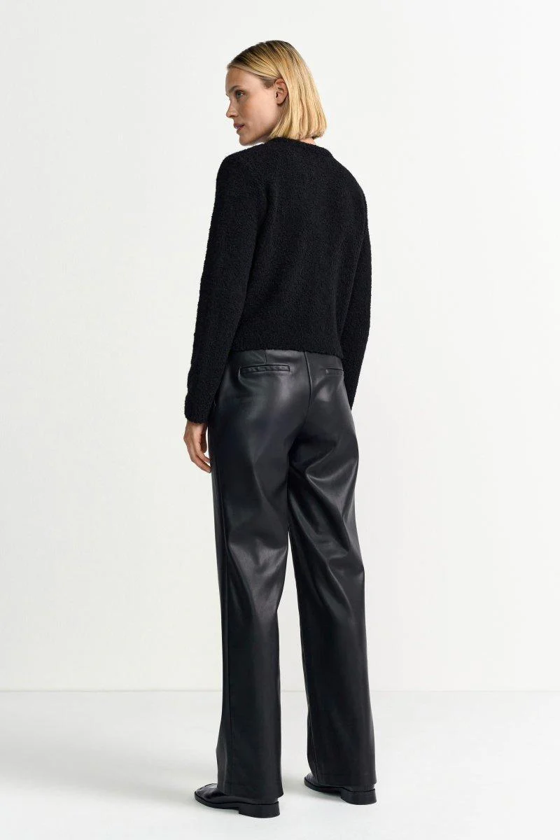 Kurze Strickjacke mit Knöpfen - Image 4