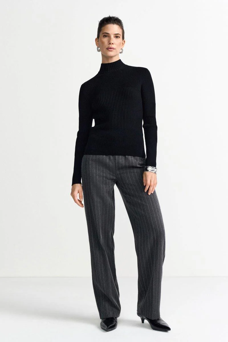 Rippstrickpullover mit Stehkragen - Image 3