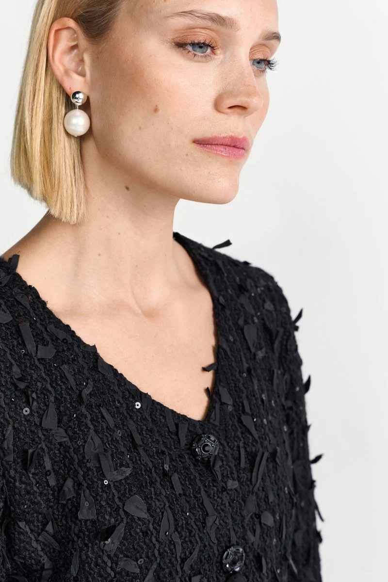 Schwarze Bouclé-Jacke - Image 6