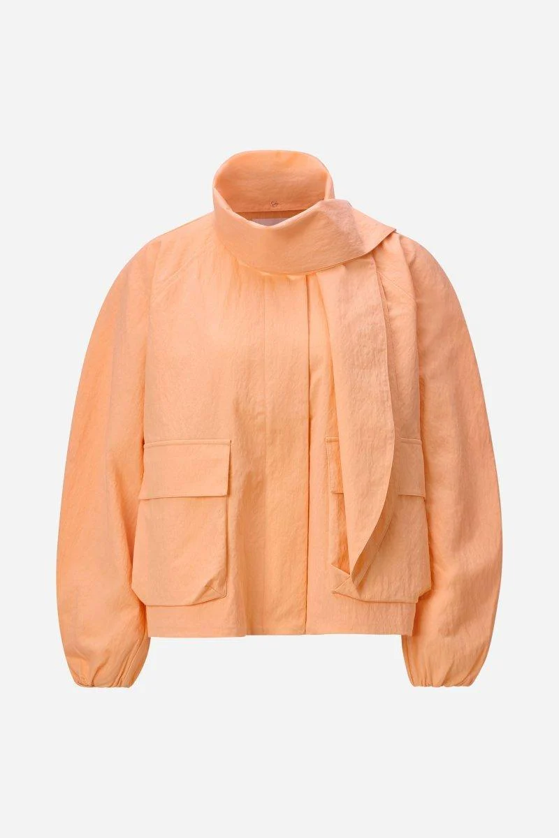 Blousonjacke mit Bindekragen - Image 7