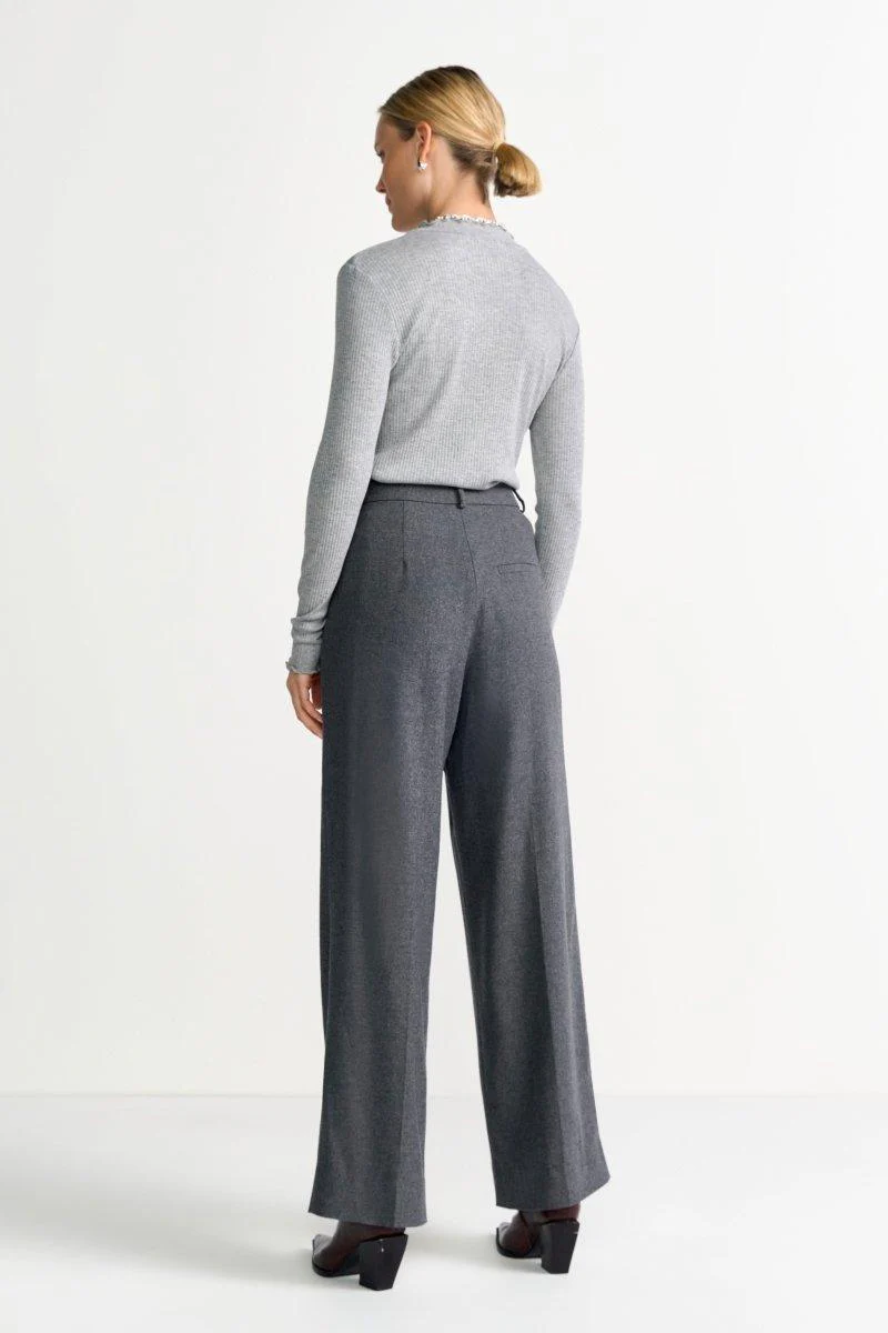 Longsleeve mit Rüschensaum - Image 9