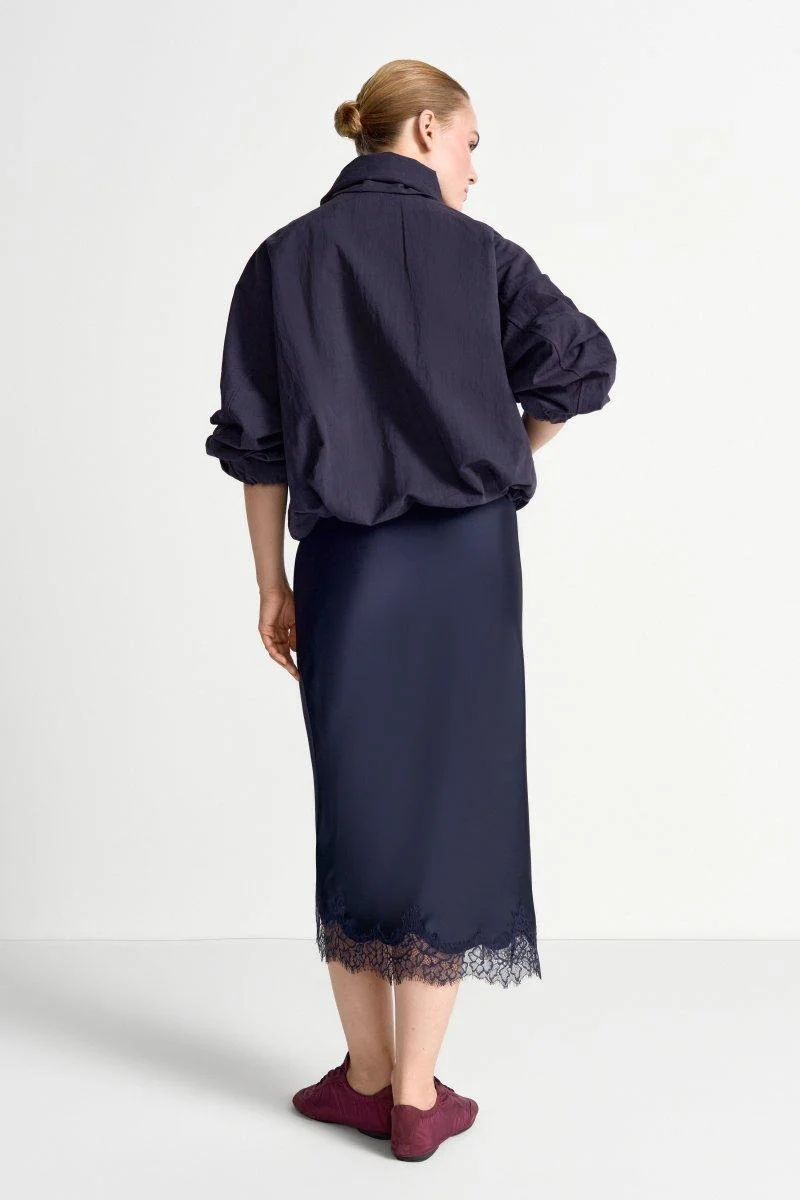 Blousonjacke mit Bindekragen - Image 11