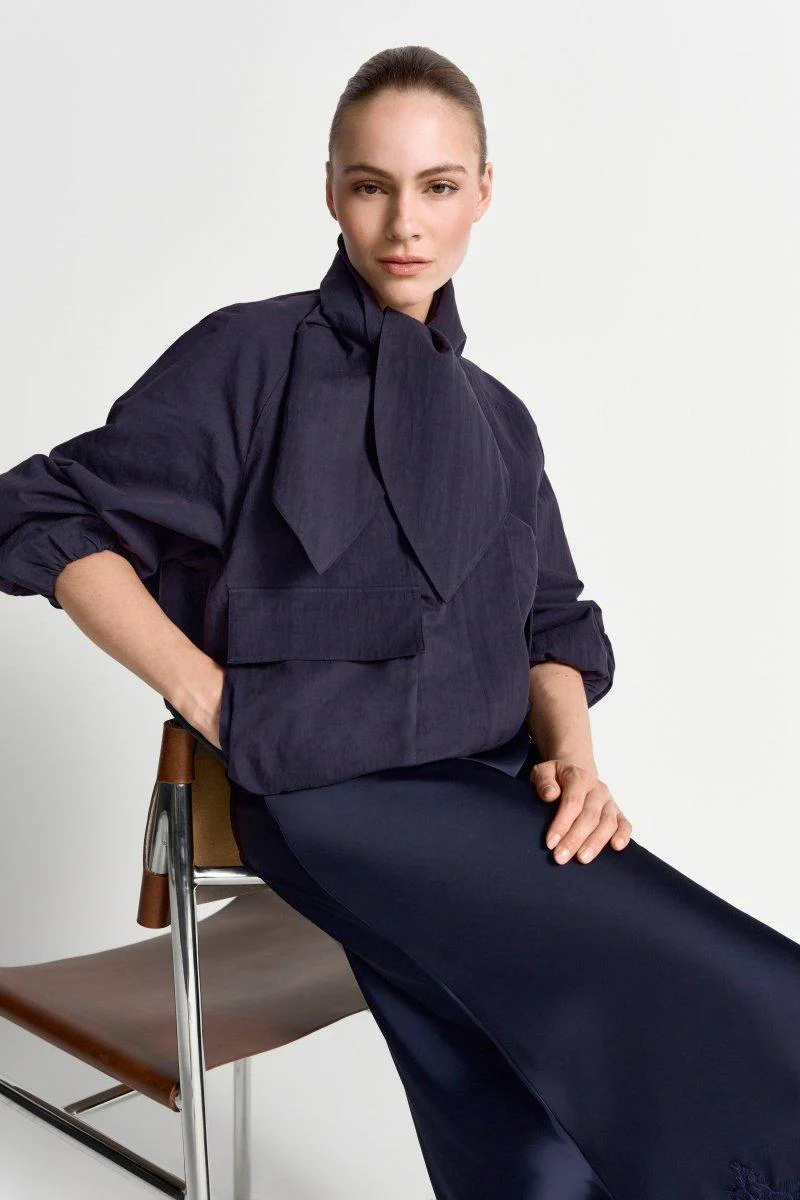 Blousonjacke mit Bindekragen - Image 8