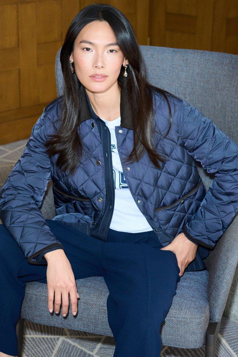 Dunkelblaue Steppjacke - Image 6