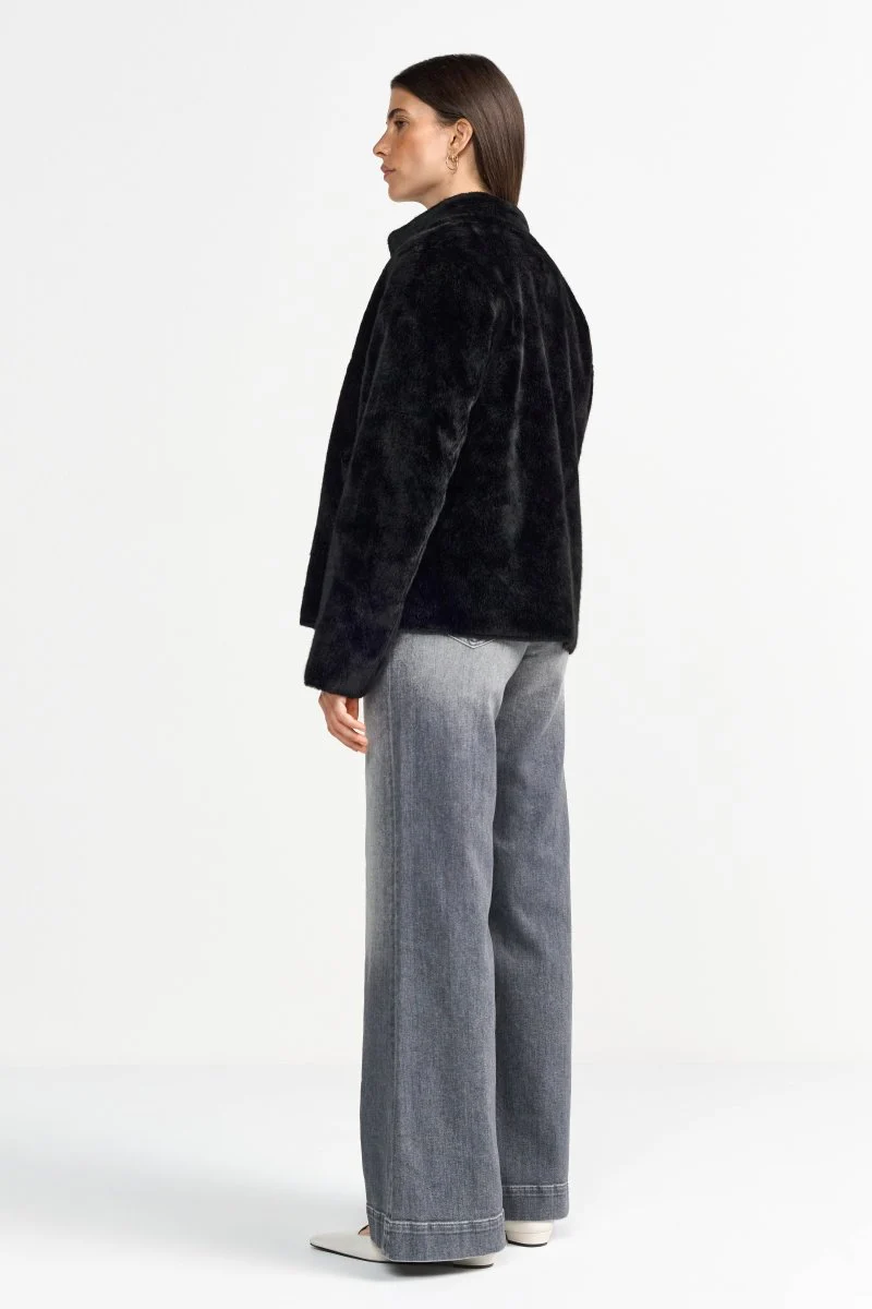 Kurzfelljacke mit Stehkragen - Image 4