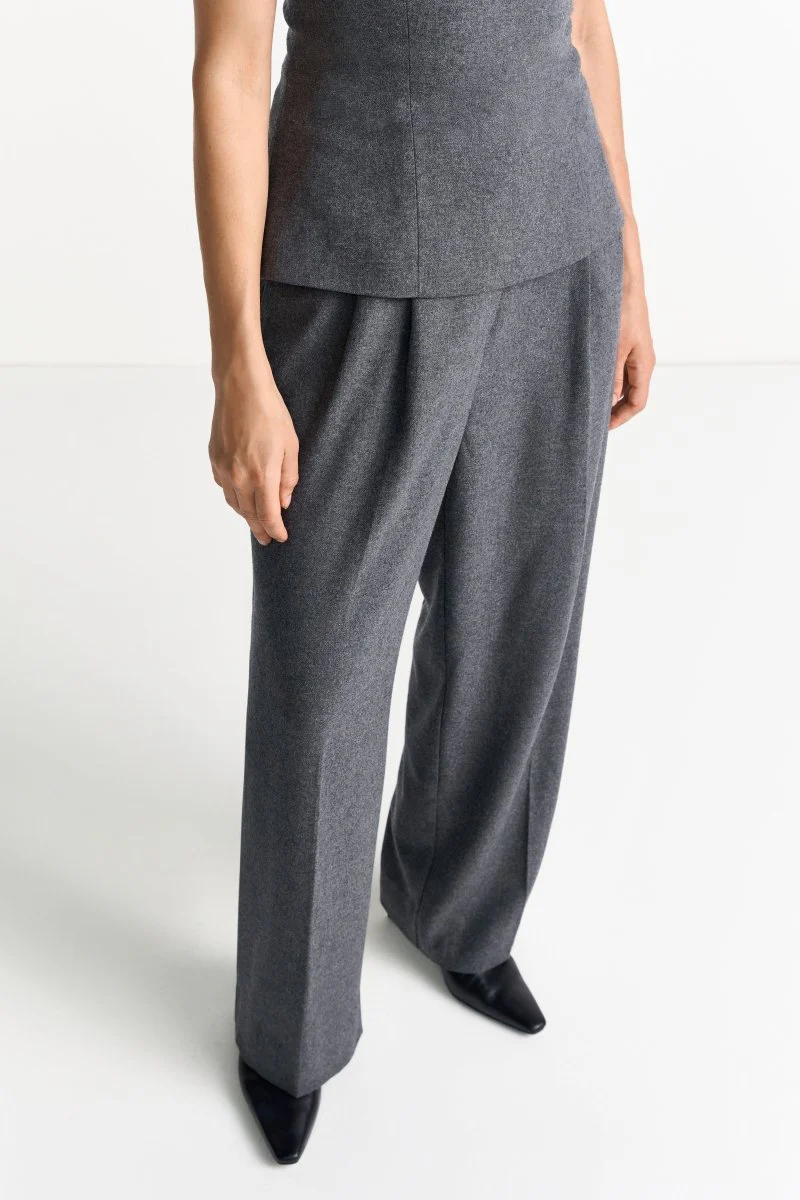 Hose mit Bundfalten - Image 3